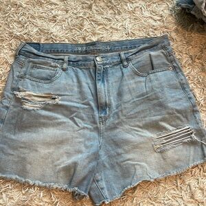 American eagle mom shorts